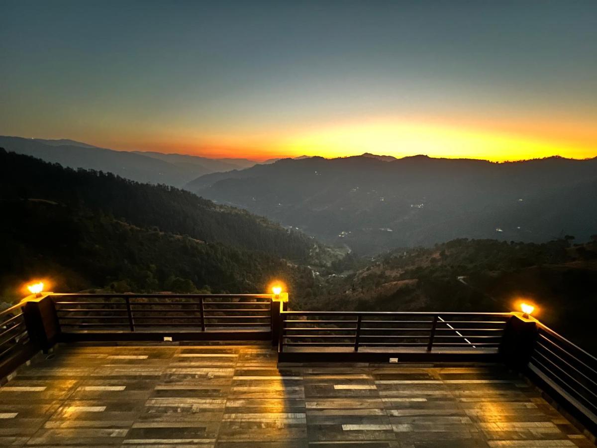 Bed and Breakfast The Getaway à Shimla Extérieur photo